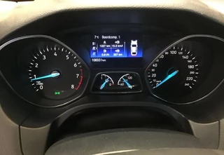 Ford Focus Ford Focus Wagon 1.0 EcoBoost ST Line Business - afbeelding nr 17