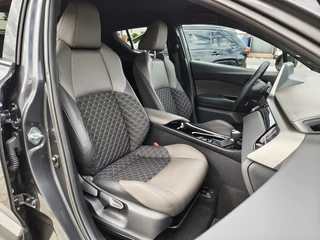 Toyota C-HR Toyota C-HR 1.8 Hybrid Executive | Navi | JBL | Sensoren v/a | Android Auto - afbeelding nr 29