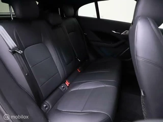 Jaguar I-PACE Jaguar I-PACE EV400 S 90 kWh | Leder | Luchtvering | Meridian - afbeelding nr 18