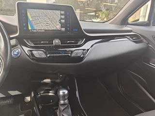 Toyota C-HR Toyota C-HR 1.8 Hybrid Dynamic - afbeelding nr 15