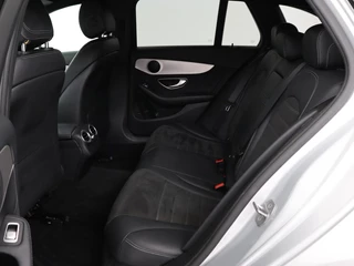 Mercedes-Benz C-Klasse Mercedes-Benz C-klasse 180 Business Solution AMG | Stoelverwarming |  360 Camera | Trekhaak | Digital Cockpit | Leder/Alcantara | Full LED | Navigatie | Park Assist - afbeelding nr 6