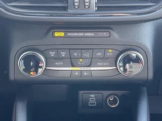 Ford Kuga Ford Kuga 2.5 PHEV ST-Line X 225pk | Black Pack | Elektrische Achterklep | Rode Remklauwen | Achteruitrijcamera | 20 inch velgen - afbeelding nr 22