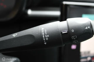 Citroën C3 Citroen C3 1.2 PureTech Feel Edition, Cruise, Pdc, App connect, Navi, Clima, Donkerglas. - afbeelding nr 26