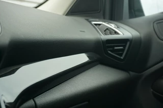 Ford Kuga Ford Kuga 120PK Titanium TREKHAAK | CARPLAY | KEYLESS | CAMERA | ELEK.KLEP - afbeelding nr 39