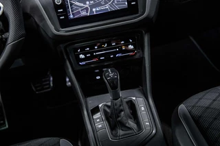 Volkswagen Tiguan Volkswagen Tiguan 1.5 TSI R-Line Business+ | R Line | Vol opties | Panodak | IQ Light | 20 inch | - afbeelding nr 28