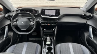 Peugeot 2008 Peugeot 2008 1.2 PureTech Allure Automaat Led Panorama 360 Camera Trekhaak afn. Carplay Cruise - afbeelding nr 4