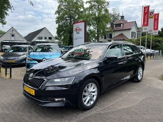 Škoda Superb COMBI 1.4 TSI ACT STYL BNS / AIRCO-ECC / CAMERA / KEYLESS / PDC / LMV