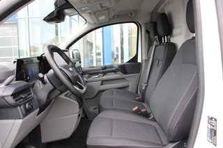 Ford Transit Custom Ford Transit Custom 320 2.0 TDCI L1H1 Limited 170pk | Driver Assistance Pack | Stoelverwarming | SYNC 4 Navigatie | BLIS | Voorruitverwarming | All Weather banden - afbeelding nr 6