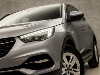 Opel Grandland X Opel Grandland X 1.2 Turbo Edition (APPLE CARPLAY, GROOT NAVI, LEDER, CRUISE, SPORTSTOELEN, PARKEERSENSOREN, LANE ASSIST, NIEUWE APK, NIEUWSTAAT) - afbeelding nr 35