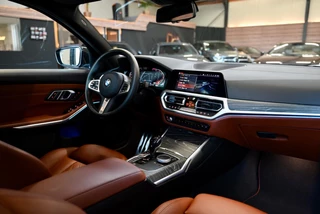 BMW 3 Serie BMW 3-serie 330i M-Sport Individual - Nappaleer - 360 Camera - Adaptive Cruise Control - Stuurverwarming - Keyless Entry - Schuifd - afbeelding nr 32