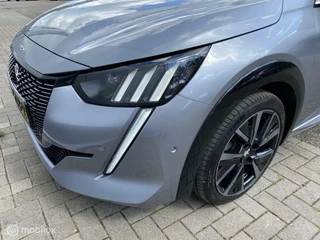 Peugeot 208 Peugeot 208 1.2 PT 100PK GT Pack  NAVI/VIRTUAL COCKPIT/2022 - afbeelding nr 16