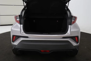 Toyota C-HR Toyota C-HR 1.8 Hybrid Dynamic | Stoel & stuurverwarming |  Adaptive cruise | Camera | Navigatie | Climate control | Keyless - afbeelding nr 11
