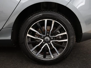 Volvo V40 Volvo V40 2.0 T2 Nordic+ | Stoelverwarming | Harman/Kardon |  LED | Cruise control | Navigatie | Bleutooth | Climate control - afbeelding nr 23