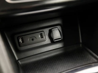 Renault Mégane Estate Renault Mégane Estate 1.2 TCe Sport (APPLE CARPLAY, NAVIGATIE, VIRTUAL COCKPIT, CLIMATE, CRUISE, SPORTSTOELEN, ELEK PAKKET, NIEUWE APK, NIEUWSTAAT) - afbeelding nr 23