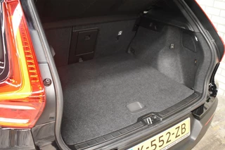 Volvo XC40 Volvo XC40 T2 129pk Aut. Momentum | Park Assist | Trekhaak | Navigation - afbeelding nr 45