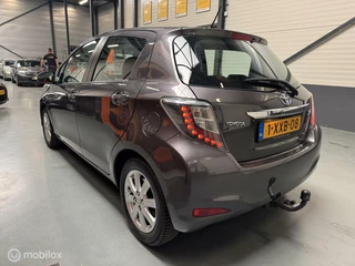 Toyota Yaris Toyota Yaris 1.5 Full Hybrid Navi|Keyless|Trekhaak - afbeelding nr 3