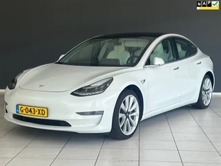 Tesla Model 3 - 274260286-0
