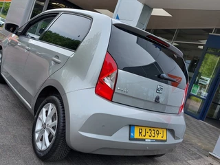 SEAT Mii SEAT Mii 1.0 60pk Sport Intense 5-Deurs | Origineel NL | Airco | Cruise | Bluetooth Carkit+Streaming | Elek.Ramen+Spiegels | Licht+Regensensor | Pdc | Mistlampen | Privacy Glass | 15''lm - afbeelding nr 32