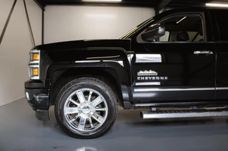 Chevrolet Silverado Chevrolet CHEYENNE 4X4 Silverado Pick Up | BOMVOL | 20