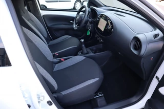 Toyota Aygo Toyota Aygo X 1.0 VVT-i MT Play AdaptiveCruise/Apple/AndroidAuto - afbeelding nr 17