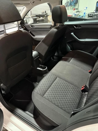 Škoda Rapid Skoda Rapid 1.2 TSI Greentech Edition 110pk/6bak/Pano/Airco - afbeelding nr 12
