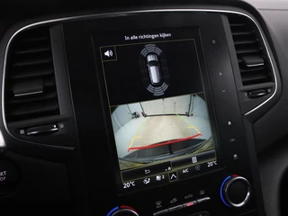Renault Mégane Renault Mégane 1.3 TCe Bose | Trekhaak | Carplay |  Climate control | Navigatie | Dodehoek detectie | Park Assist | Cruise control - afbeelding nr 17
