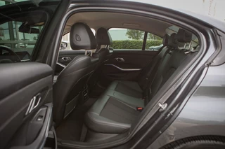 BMW 3 Serie BMW 3 Serie 320i High Executive - afbeelding nr 6