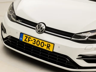 Volkswagen Golf 150Pk Automaat (DIGITAL COCKPIT, APPLE CARPLAY, LEDER, MEMORY SEATS, STOELVERWARMING, GETINT GLAS, CAMERA, SFEERVERLICHTING, ADAPTIVE CRUISE, LED KOPLAMPEN, NIEUWE APK, NIEUWSTAAT) - afbeelding nr 14