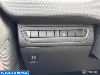 Peugeot 2008 Peugeot 2008 1.2 PureTech Access / Automaat / Garantie - afbeelding nr 28