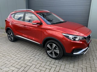 MG ZS EV MG ZS EV Luxury 45 kWh|PANO|Keyless|Leer - afbeelding nr 6