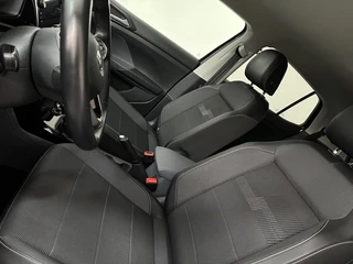 Volkswagen T-Cross Volkswagen T-Cross 1.0 TSI LIFE EXECUTIVE BLACKLINE - afbeelding nr 9