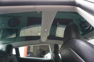 Tesla Model 3 Tesla Model 3 Long Range AWD 75 kWh Dual Motor | Nederlandse BTW auto | 351 pk | Panorama | Auto Pilot | Leer | Electrische stoelen met memory en verwarming | 19inch sportvelgen - afbeelding nr 30