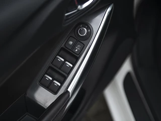 Mazda 6 Mazda 6 Sportbreak 2.5 SkyActiv-G 192 GT-M | Schuifdak | Stoel-/Stuurverwarming | Navi | Camera | Leer | El.stoel memory | Bose | Keyless | Apple Carplay & Android Auto - afbeelding nr 41
