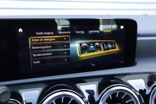 Mercedes-Benz A-Klasse Mercedes-Benz A-Klasse 250 e Luxury Sfeer verlichting / Widescreen / Camera / Carplay / - afbeelding nr 23