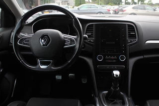 Renault Mégane Estate Renault Mégane Estate 1.2 TCe Bose / Trekhaak / Camera / Navigatie / Bose / 17'' / Half leder / Keyless / Dodehoek / DAB / Cruise Control - afbeelding nr 7