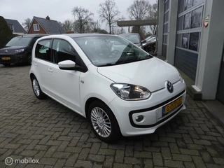 Volkswagen up! Volkswagen Up! 1.0 high up! Panoramadak - afbeelding nr 6