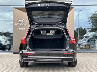 Volvo V60 Volvo V60 2.0 T6 Plug-in hybrid AWD Plus Dark - afbeelding nr 9