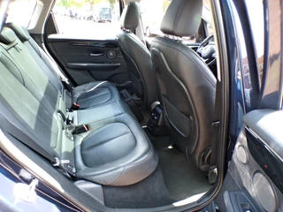 BMW 2 Serie BMW 2 Serie Active Tourer 225xe Centennial High Executive automaat/panodak/leer - afbeelding nr 16