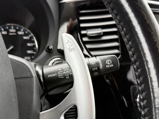 Mitsubishi Outlander Mitsubishi Outlander 2.0 PHEV Executive Edition Navi,Camera,Alcantara,Trekhaak,Stoelverkoeling,Stoelverwarming,Pdc V+A,Clima,Cruise,Dealer Onderhouden,Nieuwe Apk bij Aflevering - afbeelding nr 24