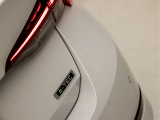 Škoda Octavia Škoda Octavia 1.0 e-TSI Sport Automaat (APPLE CARPLAY, GROOT NAVI, CAMERA, GETINT GLAS, SPORTSTOELEN, STOELVERWARMING, KEYLESS, CRUISE, NIEUWE APK, NIEUWSTAAT) - afbeelding nr 32