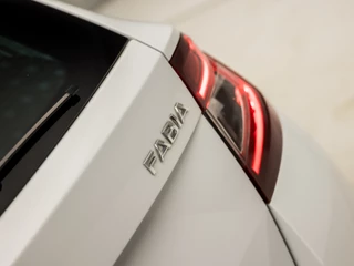 Škoda Fabia (PANORAMADAK, APPLE CARPLAY, CLIMATE, PARKEERSENSOREN, SPORTSTOELEN, LED KOPLAMPEN, GETINT GLAS, LM VELGEN, CRUISE, NIEUWSTAAT) - afbeelding nr 28