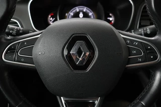 Renault Mégane Renault Mégane 1.2 TCe Bose | Trekhaak | Navigatie | Camera |  Half leder | Keyless | Dodehoek detectie | Massage | Cruise control | Climate control - afbeelding nr 9