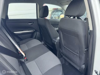 Suzuki Vitara Suzuki Vitara 1.4 Boosterjet Style Smart Hybrid - afbeelding nr 24