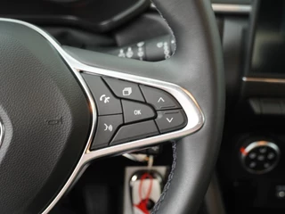 Renault Captur Renault Captur 1.0 TCe 90 Business Zen - Navigatie - Camera - Airco - Cruise control - LM velgen  - LED koplampen - 12 maanden garantie - afbeelding nr 32