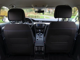 Volkswagen Passat Volkswagen Passat Variant TSI GTE 218PK / DSG automaat / Highline / LED - afbeelding nr 10