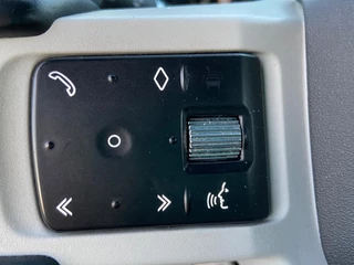 Land Rover Defender Land Rover Defender 110 P400E LEDER/LUCHTVERING/360CAMERA/CARPLAY - afbeelding nr 19