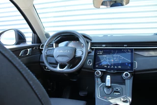Lynk & Co 01 Clima Cruise Navi 360 Camera Panoramadak 20