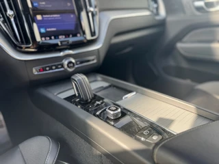 Volvo XC60 Volvo XC60 T8 455PK Recharge Ultimate Dark| Luchtvering| Panodak| Adap.Crui - afbeelding nr 28