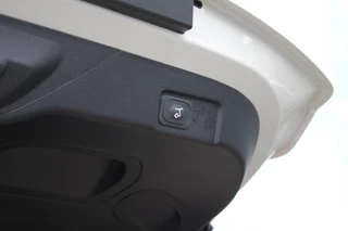 Ford Puma Ford Puma 1.0 EcoBoost Hybrid Sound Edition 125pk | Ford Voorraad | Limited Edition! | Upgrade B&O Audio | Full Matrix LED | Zwart Dak | 18'' Lichtmetaal | Winterpakket | Driver Assistance Pakket | - afbeelding nr 39