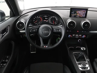 Audi A3 Audi A3 1.0 TFSI Sport S Line Edition | Full LED |  Sportstoelen | Navigatie | Climate control | Parkeerhulp | Cruise control - afbeelding nr 3